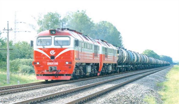 कश्मीर में एक दिन के लिए स्थगित रेल सेवाएं आज फिर शुरू