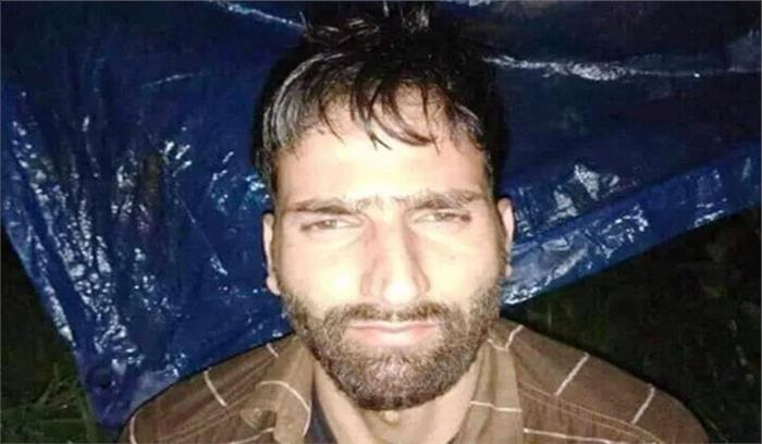 जम्मू-कश्मीर: आतंकवादियों ने किया अपहरण किए गए एसपीओ को रिहा जम्मू-कश्मीर: आतंकवादियों ने किया अपहरण किए गए एसपीओ को रिहा