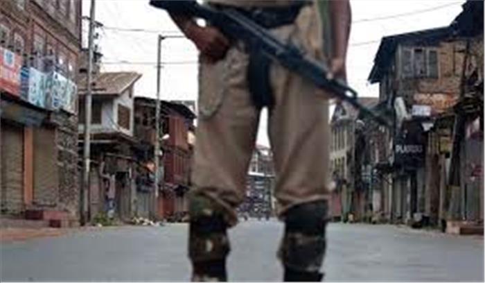 मुहर्रम जुलूस को रोकने के लिए श्रीनगर में कर्फ्यू