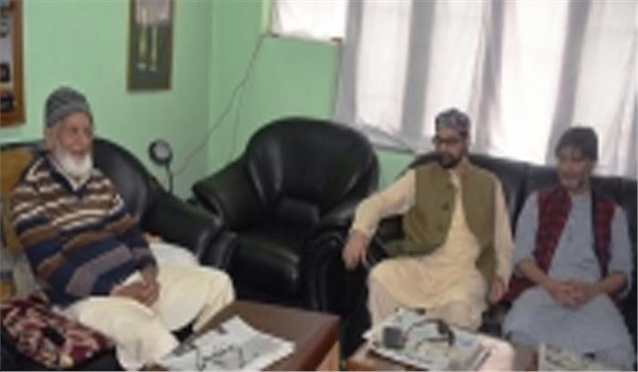 कश्मीरी अलगाववादियों ने केंद्र से वार्ता प्रस्ताव पर स्पष्टीकरण मांगा