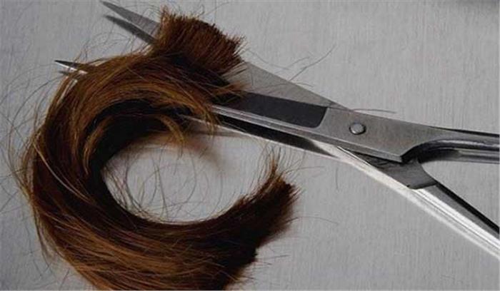 कश्मीर: मानसिक रूप से विक्षिप्त व्यक्ति को पुलिस ने भीड़ से बचाया