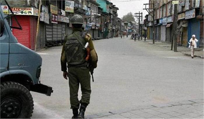 कश्मीर में अलगाववादियों के बंद से जनजीवन पर प्रभावित