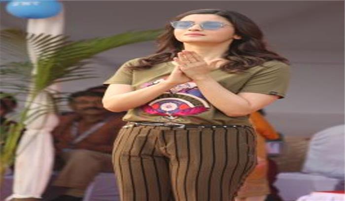 कठुआ मामले पर आलिया ने कहा, आशा है न्याय होगा