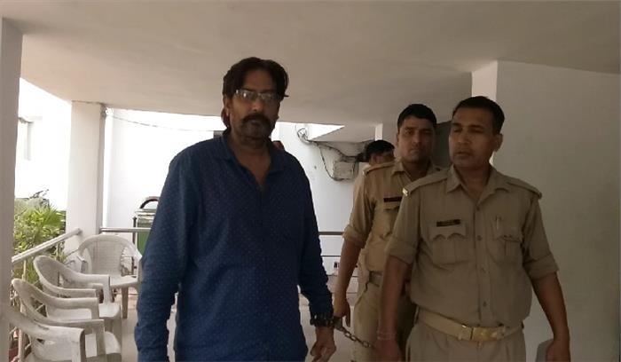 पत्रकार पर हुए जानलेवा हमले का फरार आरोपी चढ़ा पुलिस के हत्थे 