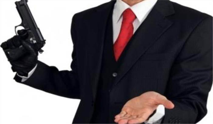 काम करना है तो हफ्ता देना होगा