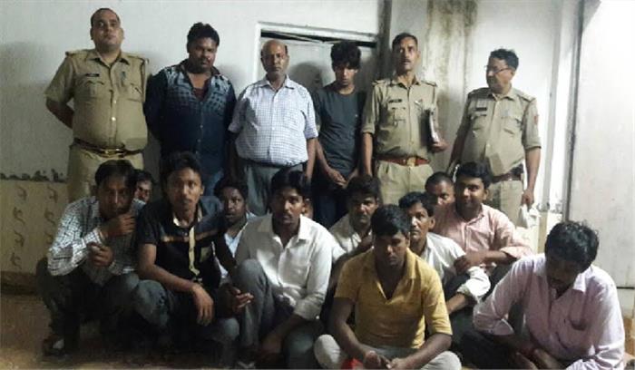 कविनगर में पन्द्रह सट्टेबाज गिरफ्तार