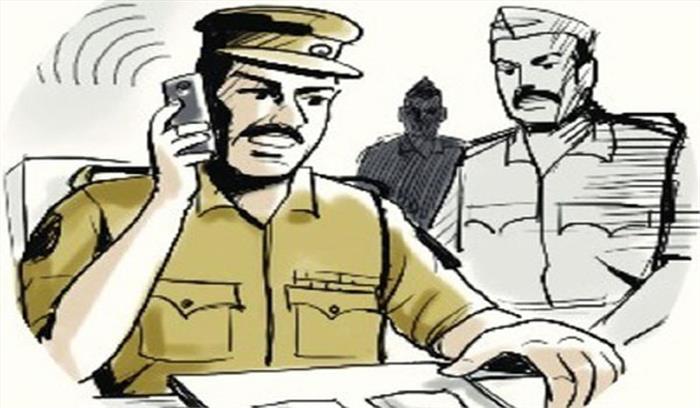केरल : किशोरी से दुष्कर्म को लेकर 2 पुलिसकर्मी गिरफ्तार केरल : किशोरी से दुष्कर्म को लेकर 2 पुलिसकर्मी गिरफ्तार