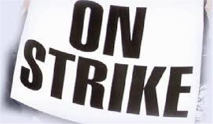 केरल:  हड़ताल के मद्देनजर सड़कों से सार्वजनिक परिवहन नदारद