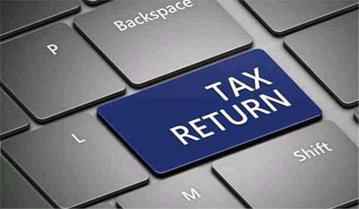 केरल : बिना पैन-आधार जोड़े रिटर्न फाइल करने की दी अनुमति