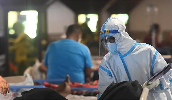 केरल में कोरोना के 35 हजार से अधिक नए मामले आए सामने केरल में कोरोना के 35 हजार से अधिक नए मामले आए सामने