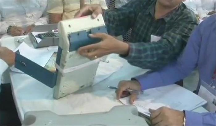 केरल के चेंगन्नूर विधानसभा सीट पर मतगणना जारी