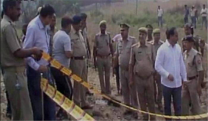 संतकबीर नगर रेलवे ट्रैक पर बम विस्फोट में 1 युवक घायल