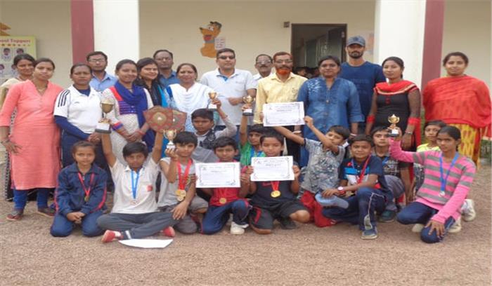 एबीसी पब्लिक स्कूल में वार्षिक खेल उत्सव का समापन