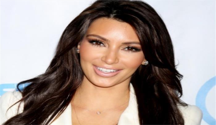 किम कर्दाशियां वेस्ट सरोगसी से जन्मी अपनी बच्ची की परवाह को लेकर चिंतित​​​​​​​