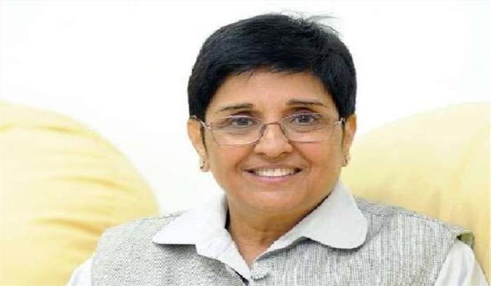 किरण बेदी को पुडुचेरी उपराज्यपाल के पद से हटाया गया, तेलंगाना की राज्यपाल को मिला अतिरिक्त प्रभार