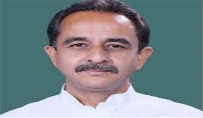 देश की सबसे बड़ी समस्या बेरोजगारी है: कीर्ति वर्धन सिंह देश की सबसे बड़ी समस्या बेरोजगारी है: कीर्ति वर्धन सिंह