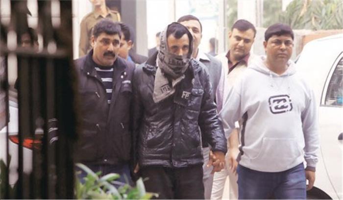 केरल पुलिस ने छात्रा को ट्रोल करने वाले मुख्य संदिग्ध को किया गिरफ्तार केरल पुलिस ने छात्रा को ट्रोल करने वाले मुख्य संदिग्ध को किया गिरफ्तार