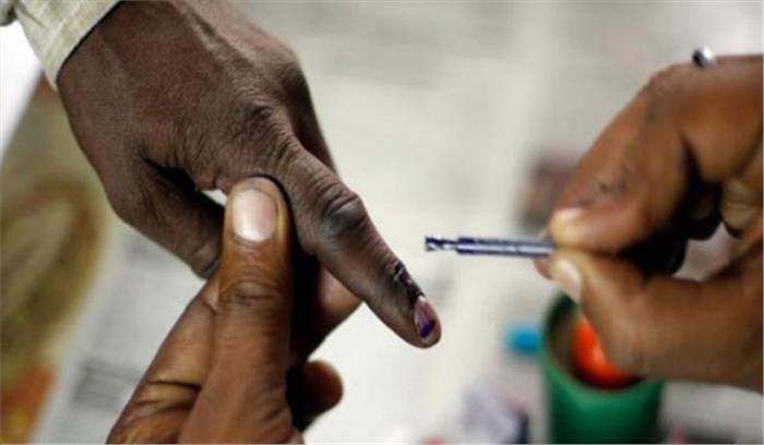 कोल्हापुर में 66, सांगली में 36 प्रत्याशियों ने किए नामांकन कोल्हापुर में 66, सांगली में 36 प्रत्याशियों ने किए नामांकन