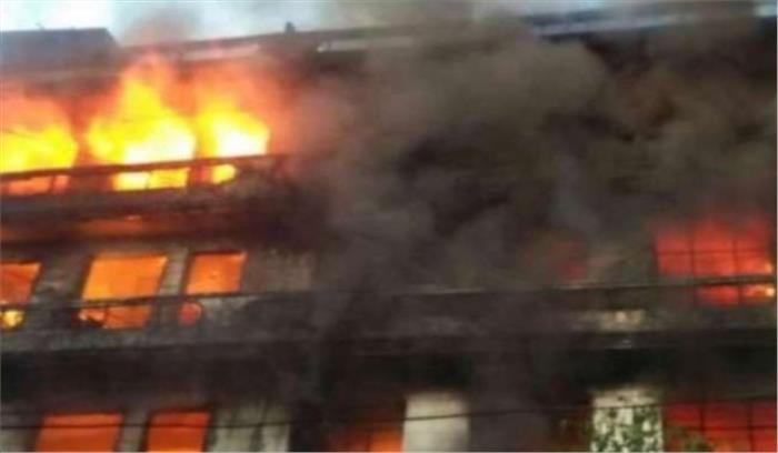 पश्चिम बंगाल के प्लास्टिक फैक्ट्री में लगी आग, पांच लापता