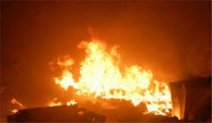 कोलकाता: रासायनिक फैक्ट्री में लगी आग