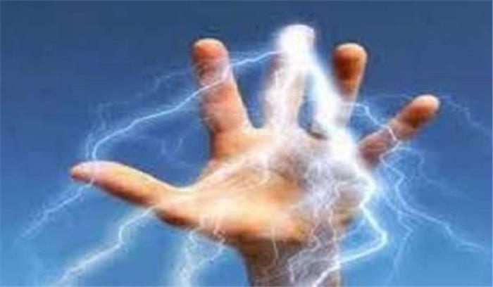 कर्नाटक  : करंट लगने से तीन लोगों की मृत्यु