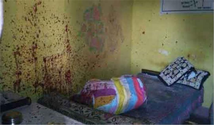 हत्या करने के बाद लगा ली थी फांसी हत्या करने के बाद लगा ली थी फांसी