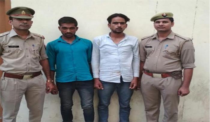 चेकिंग के दौरान अलग-अलग क्षेत्र से तीन गांजा तस्करों को दबोचा