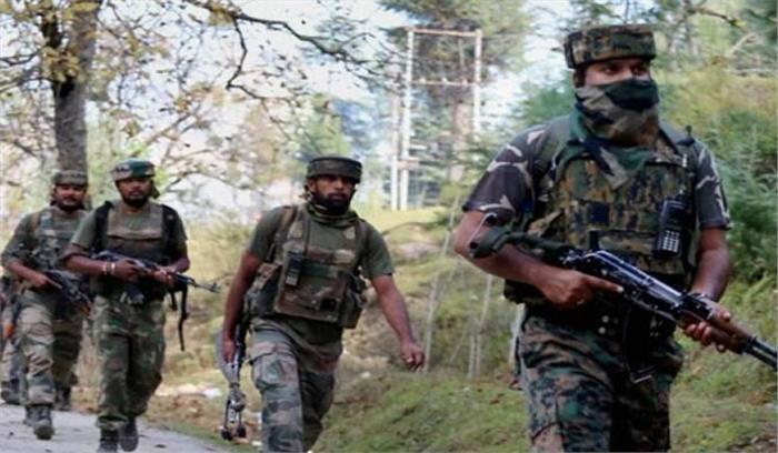 सुरक्षा बलों और आतंकवादियों के बीच मुठभेड़ में हिजबुल मुजाहिद्दीन के दो आतंकी ढेर