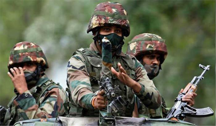 कुलगाम मुठभेड़ में तीन आंतकवादी ढेर, एक जवान घायल