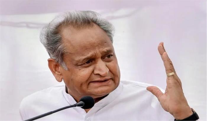 कुंभ, गुजरात और महाराष्ट्र से आये लोगों के कारण गांवों में फैला कोरोना : गहलोत