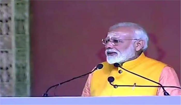 इस बार का कुंभ स्वच्छ और डिजिटल कुंभ: मोदी