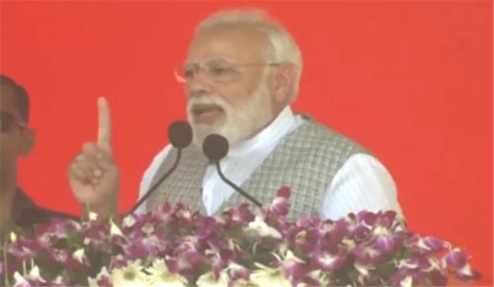 कांग्रेसी नेता मुझे मारना चाहते हैं: मोदी कांग्रेसी नेता मुझे मारना चाहते हैं: मोदी