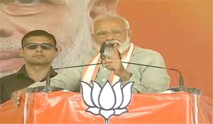 अलवर गैंगरेप पर मोदी का मायावती पर वार, कहा राजस्थान सरकार से वापस लें समर्थन अलवर गैंगरेप पर मोदी का मायावती पर वार, कहा राजस्थान सरकार से वापस लें समर्थन