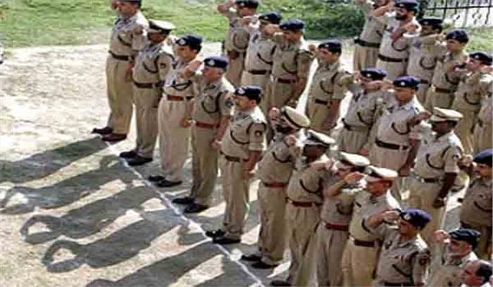 उप्र के कुशीनगर के थानों में तैनात हुए 313 नये कांस्टेबल