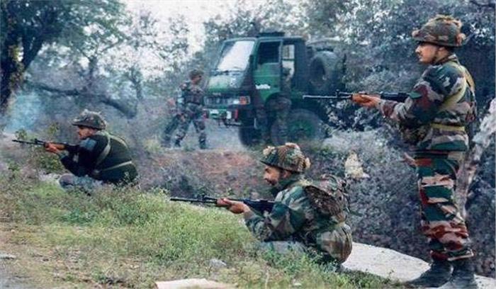 नियंत्रण रेखा पर भारत व पाकिस्तानी सेना के बीच भारी गोलीबारी