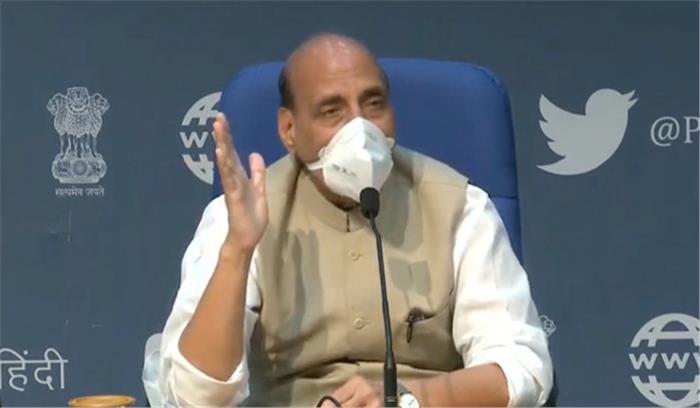 एलजी मनोज सिन्हा ने राजनाथ सिंह से की मुलाकात, घाटी की स्थिति से अवगत कराया