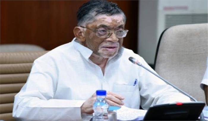 श्रम कानूनों को लेकर उठते सवालों को श्रम मंत्रालय ने किया खारिज