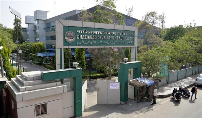 फिलहाल नहीं हो पाएगा लाल बहादुर शास्त्री हॉकी स्टेडियम को संवारने का काम