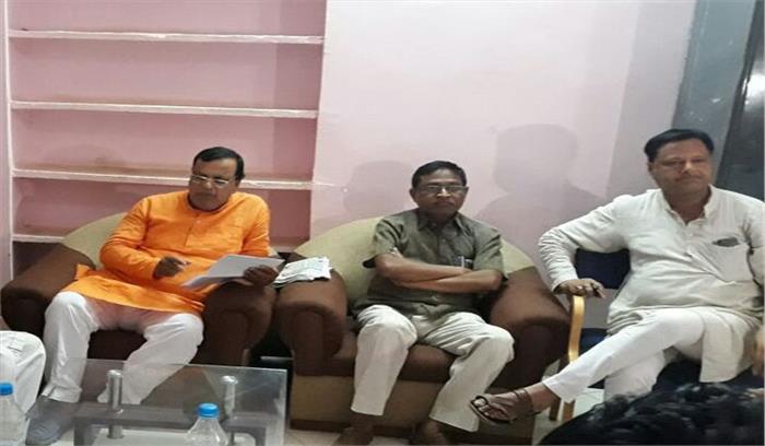 अपने अस्तित्व की लड़ाई लड़ रहा है विपक्ष : शिवरतन अपने अस्तित्व की लड़ाई लड़ रहा है विपक्ष : शिवरतन