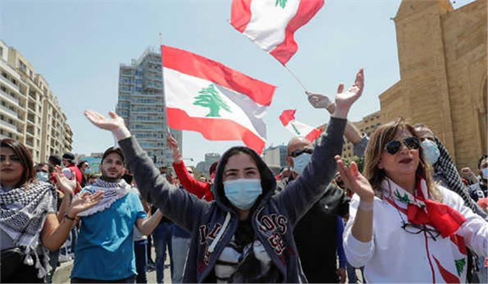 लेबनान में राष्ट्रव्यापी प्रदर्शन में 11 प्रदर्शनकारी घायल