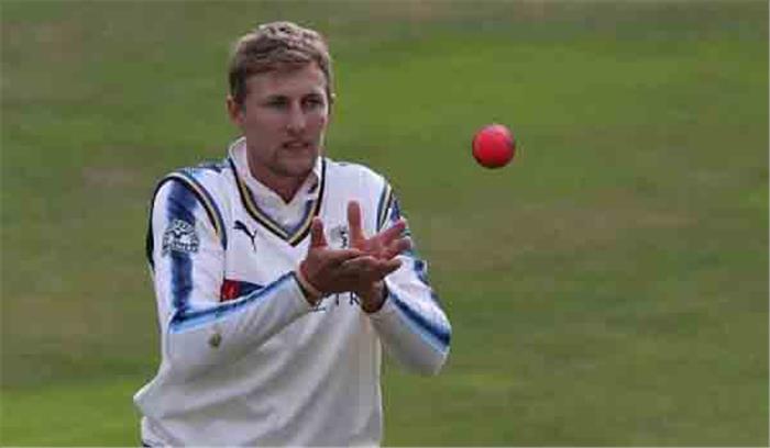 लीड्स टेस्ट : इंग्लैंड ने टॉस जीतकर पहले गेंदबाजी चुनी लीड्स टेस्ट : इंग्लैंड ने टॉस जीतकर पहले गेंदबाजी चुनी