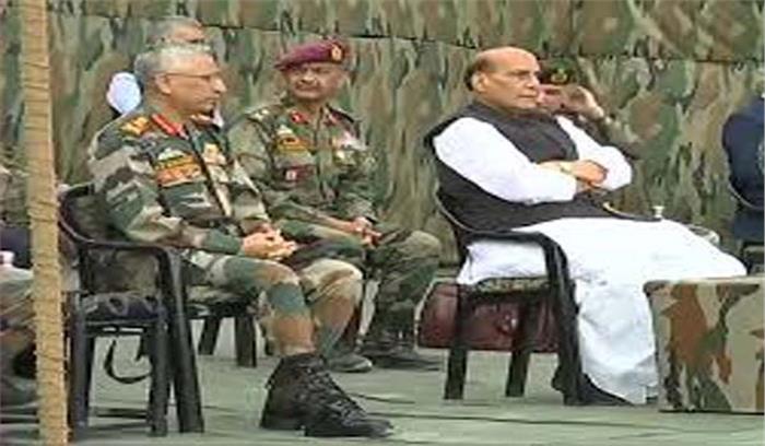 लद्दाख में एलएसी के पर टैंकों, तोपों व वायुसेना के विमानों की गड़गड़ाहट के बीच गरजे रक्षामंत्री