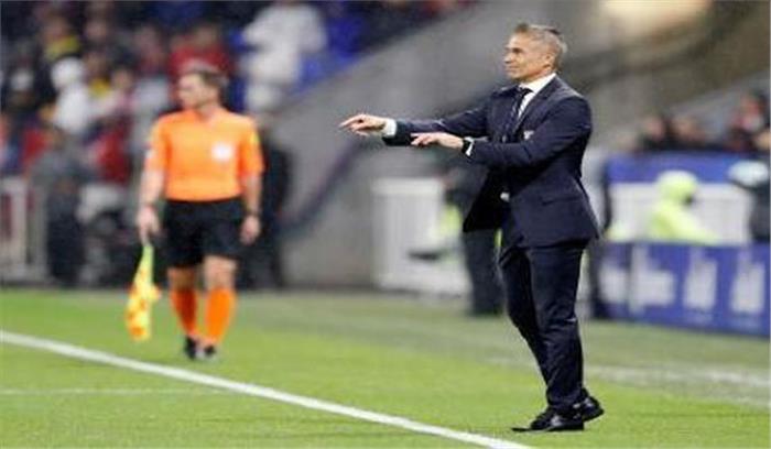 फ्रांस के क्लब लियॉन ने कोच सिल्विंहो को हटाया