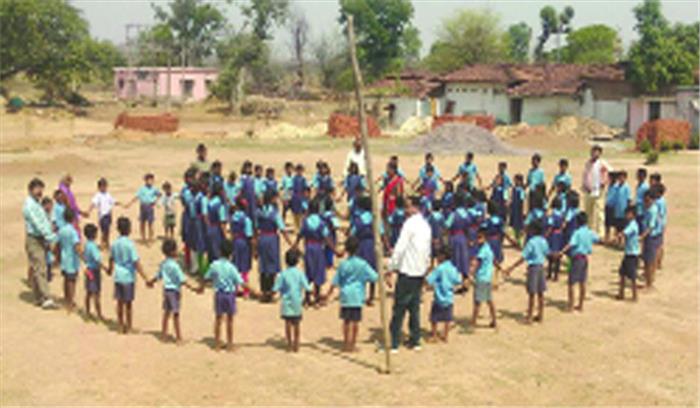 18 हजार जनप्रतिनिधियों को बच्चों ने लिखी चिट्ठी