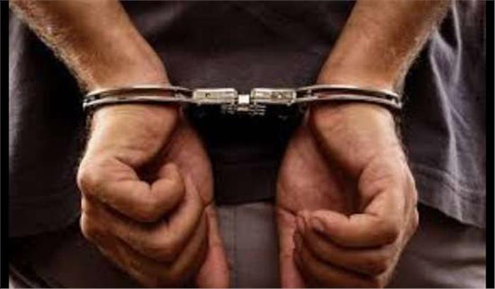  उत्तर प्रदेश  :दो शराब तस्कर गिरफ्तार