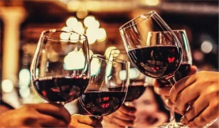 शराब की होम डिलीवरी पर काम कर रही दिल्ली सरकार : सीआईएबीसी प्रमुख 