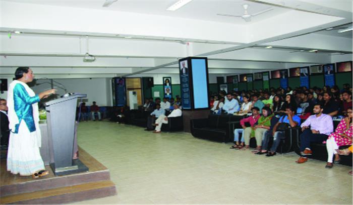 हमें समाज के तिरष्कार के कारण मांग कर खाना पड़ता है : रुद्राणी