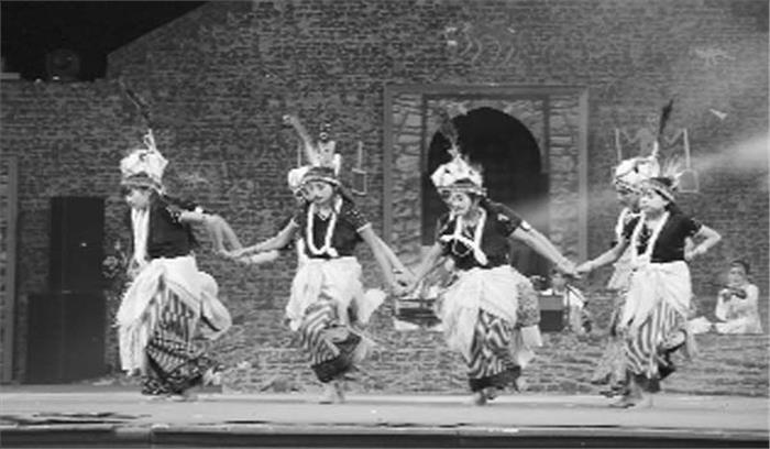 लोकजनपदीय और सांस्कृतिक प्रस्तुतियां हुई