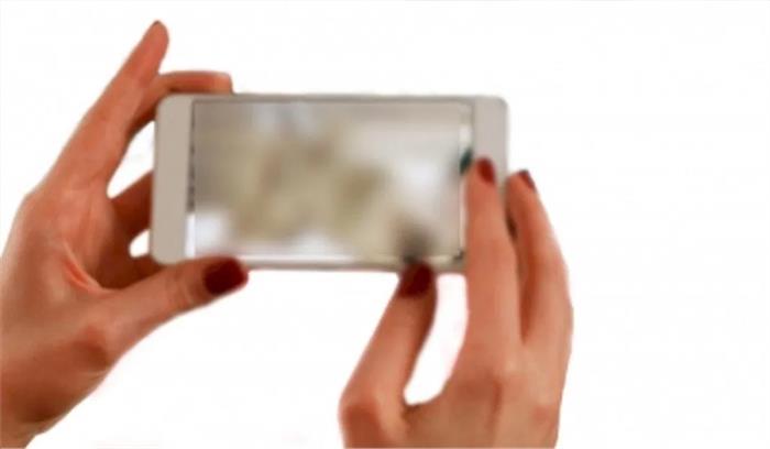 लॉक डाउन के दौरान फ्री डाटा देने और पोर्न साइट से बैन हटाने की मांग