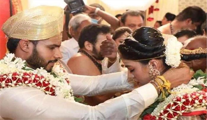 लॉकडाउन : कुमारस्वामी के बेटे के विवाह से उत्पन्न हुआ विवाद